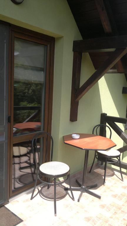 Imola Vendeghaz Hotel Sovata Exterior photo